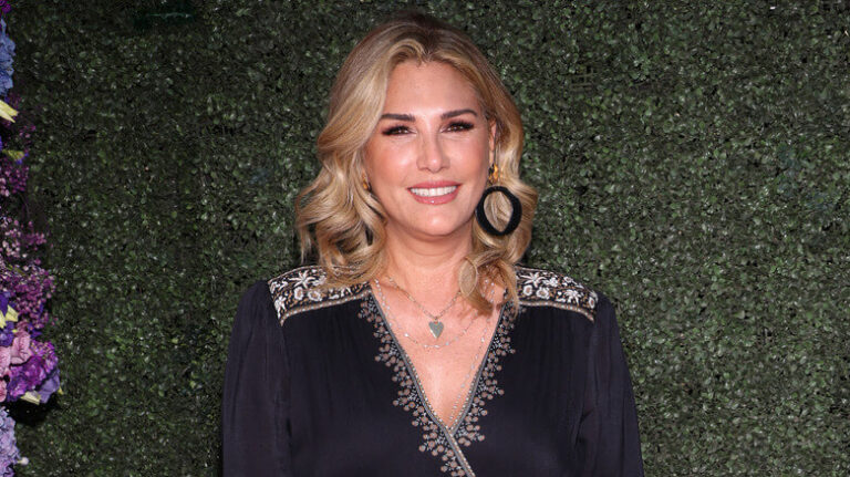 The Rise of Daisy Fuentes: From VJ to Global Icon The Rise of Daisy Fuentes: From VJ to Global Icon